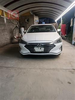 هیوندای ئەلەنترا